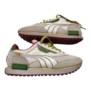 Puma White and Green Sneakers Sz. 9